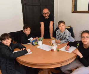 Bozüyük Belediyesi’nden deprem bölgesinden gelen çocuklar için sanat atölyeleri