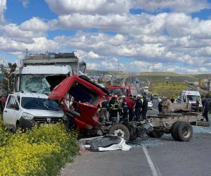 Şanlıurfa’da feci kaza: 2 ölü, 4 yaralı