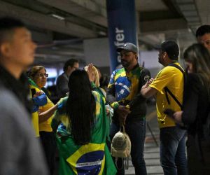 Bolsonaro 3 ay sonra Brezilya’ya döndü