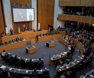 Avusturya’da aşırı sağcı milletvekilleri Zelenskiy konuşurken meclisi terk etti