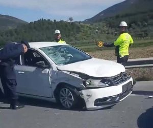 İzmir’de feci kaza: Araçtan inerken otomobilin çarptığı adam hayatını kaybetti