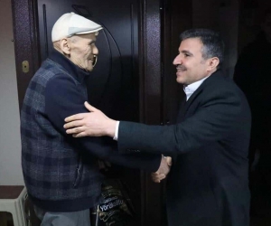 Vali Atay, şehit babası ile iftar açtı