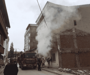 Sinanbey Mahallesi’nde korkutan yangın