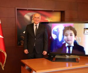 Sökeli Berke, başkanlık koltuğuna online oturdu