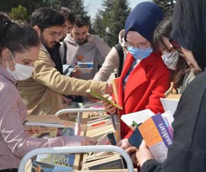 Kütüphaneler Haftası “Okumak Değiştirir” temasıyla kutlandı