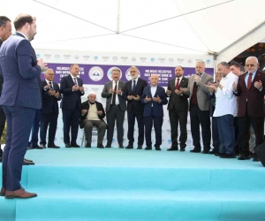 ERÜ’nün 2. camisi ibadete açıldı