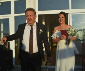 Ünlü oyuncu Serhat Özcan siyasete soyundu