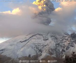 Popocatepetl Yanardağı’nda 24 saatte 12 patlama