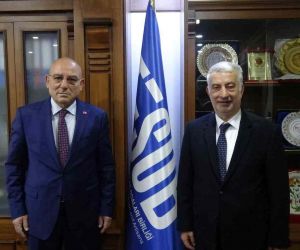 AK Parti Trabzon Milletvekili adayı Vehbi Koç TESOB Başkanı Kara ile görüştü