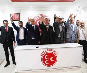 Zafer Partisinden istifa eden 25 kişi MHP’ye katıldı