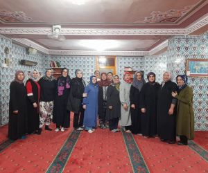 Esenköy’de camilerin bayram temizliği ev hanımlarından