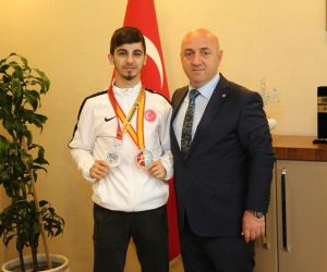 Eray Şamdan 8. kez Avrupa şampiyonu