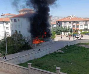 Ankara’da kasalar tutuştu, 4 katlı bina ağır hasar aldı
