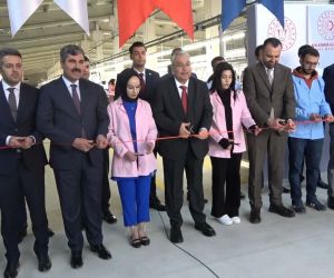 Muş’ta 416 kişinin istihdam edildiği tekstil fabrikası törenle açıldı