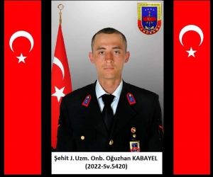Jandarma Uzman Onbaşı Oğuzhan Kabayel geçirdiği trafik kazası sonucu şehit oldu