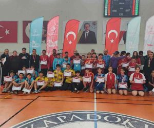 İbrahim Tennuri Ortaokulu, Türkiye Şampiyonası’na katılma hakkı kazandı