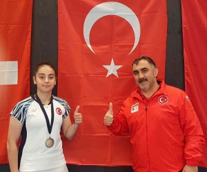 Erzincanlı badmintoncu Korkut, Avusturya’da 3’ncü oldu