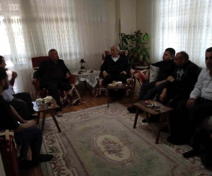 Başkan Şahin, mevsimlik işçileri evlerinde ziyaret etti