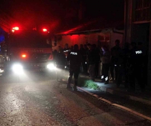 Burdur’da gece saatlerinde bir evde çıkan yangında maddi hasar oluştu