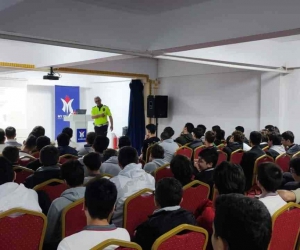 Eskişehir’de 315 öğrenci ve öğretmene trafik kuralları eğitimi verildi