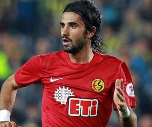 Milli futbolcu Alper Potuk’tan Eskişehirspor paylaşımı