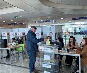 Yurt dışında ve gümrük kapılarında ikinci tur seçimleri için oy verme işlemi başladı
