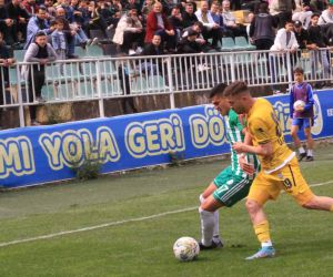 TFF 3. Lig: Belediye Derincespor: 3 - Karbel Karaköprü Belediyespor: 0
