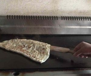 Kastamonu’nun 150 yıllık yöresel yemeği etli ekmek lezzetiyle hayran bırakıyor