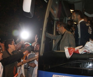 Bakan Kasapoğlu Selendi ve Kula ilçelerinde vatandaşlara hitap etti