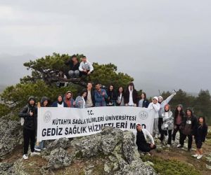 Gençlerden Murat Dağı yürüyüşü