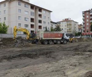 İstiklal Mahallesi yeraltı otoparkı için çalışmalar başladı