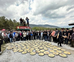 Oğuz Beyin torunları bolluk ve bereket için 7 asırlık geleneklerini sürdürüyor