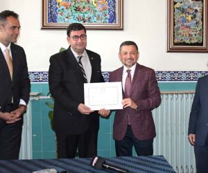 MHP Kütahya Milletvekili Ahmet Erbaş mazbatasını aldı