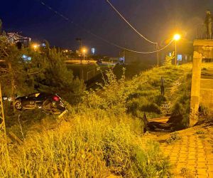 Sinop’ta otomobil ormanlık alana düştü: 1 yaralı