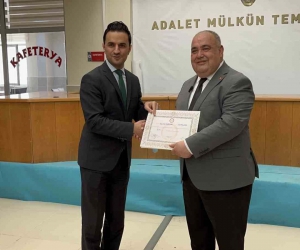 Bartın’da AK Parti’den milletvekili seçilen Aldatmaz mazbatasını aldı