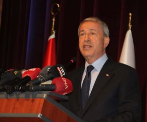 Bakan Akar: “Biz teröristleri vurdukça ses Ankara’dan geliyor”