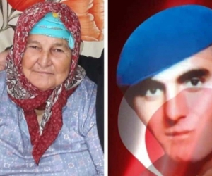 Şehit oğlunun yanına defnedildi