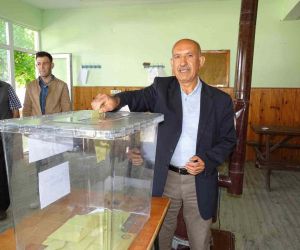  23 seçmen bulunan köyde seçim 2 saatte tamamlandı