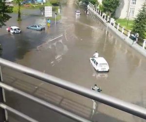 Ankara’da yağmur ve dolu etkili oldu