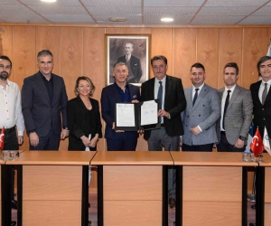 Üniversite-sanayi işbirliği gelişiyor, öğrencilere staj imkanı artıyor