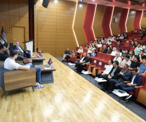 Bursaspor Basketbol Başkanı Sezgin Mudanya Üniversitesi’nde öğrencilerle buluştu