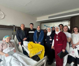 Bursa Hayat Hastanesi’nde anneler günü kutlaması