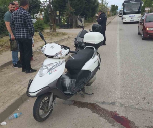 İki motosiklet çarpıştı: 2 yaralı