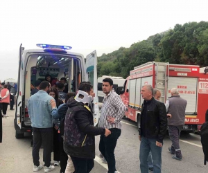 Bursa’da feci kaza: Kazayı bırakıp birbirlerine girdiler