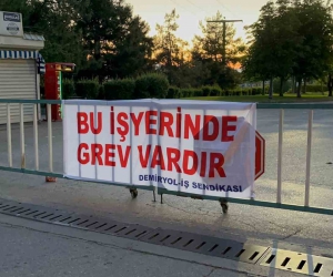 Bursa’da toplu ulaşımda grev.. Metro seferlerini stajyerler yaptı