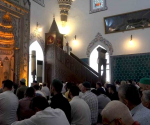İstanbul’un Fethi’nin 572. yılında Bursa’da 572 hatm-i şerif okundu