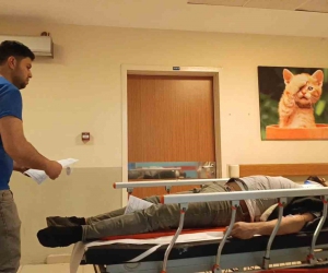 Otomobil ile motosiklet çarpıştı: 3 yaralı