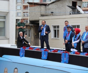 Vakfıkebir AK Parti Millletvekili adaylarını bağrına bastı