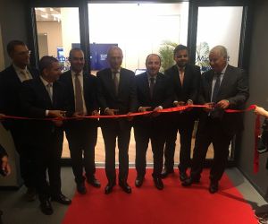 Sanayi ve Teknoloji Bakanı Varank, Microsoft Teknoloji Merkezi’nin açılışına katıldı