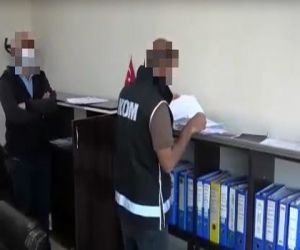 Van merkezli 4 ilde Nakdi Ücret Desteği ödemelerinde dolandırıcılığa 14 tutuklama